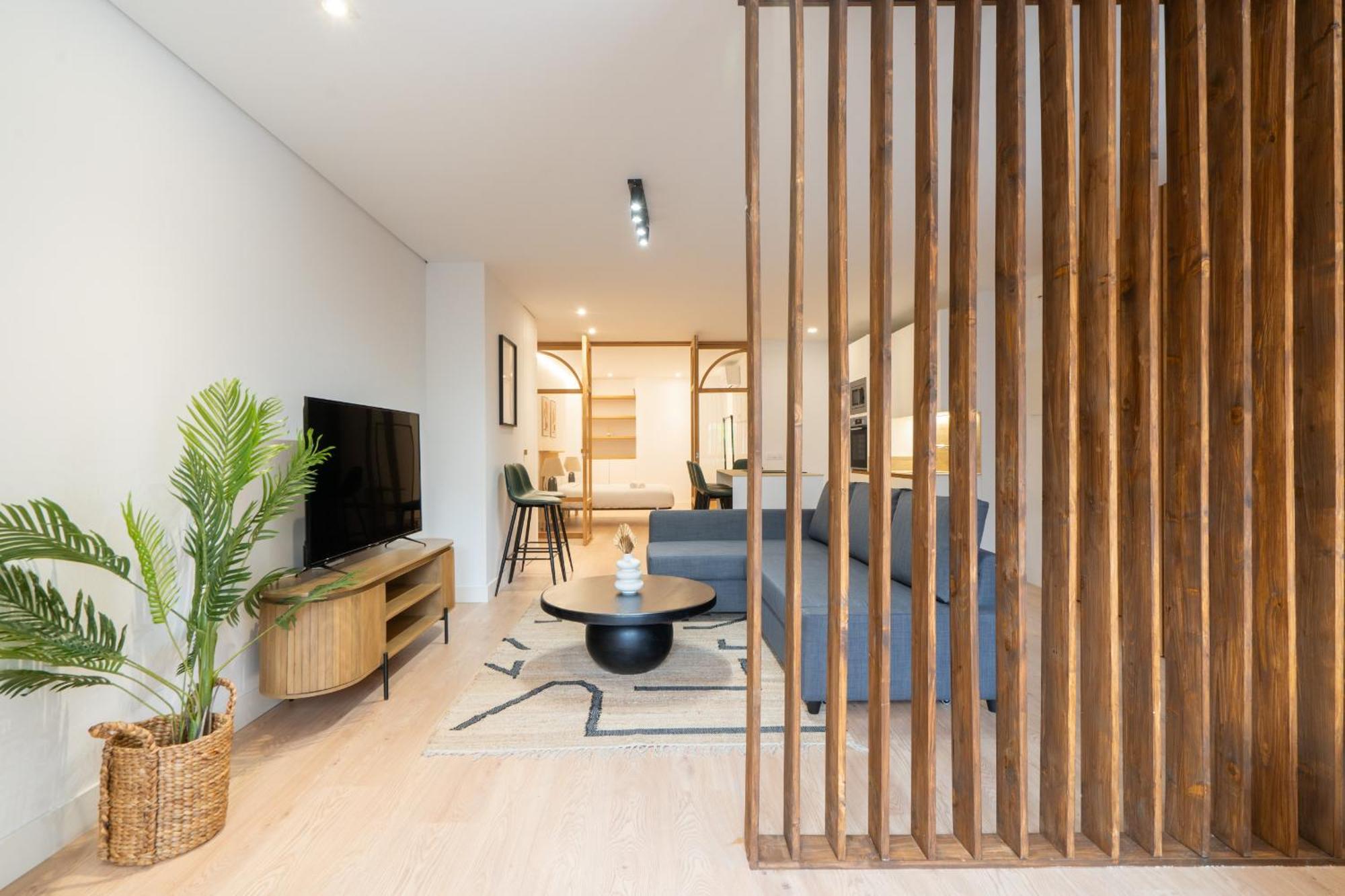 Ferienwohnung Apartamento Reformado De Lujo En Gran Via Madrid Exterior foto